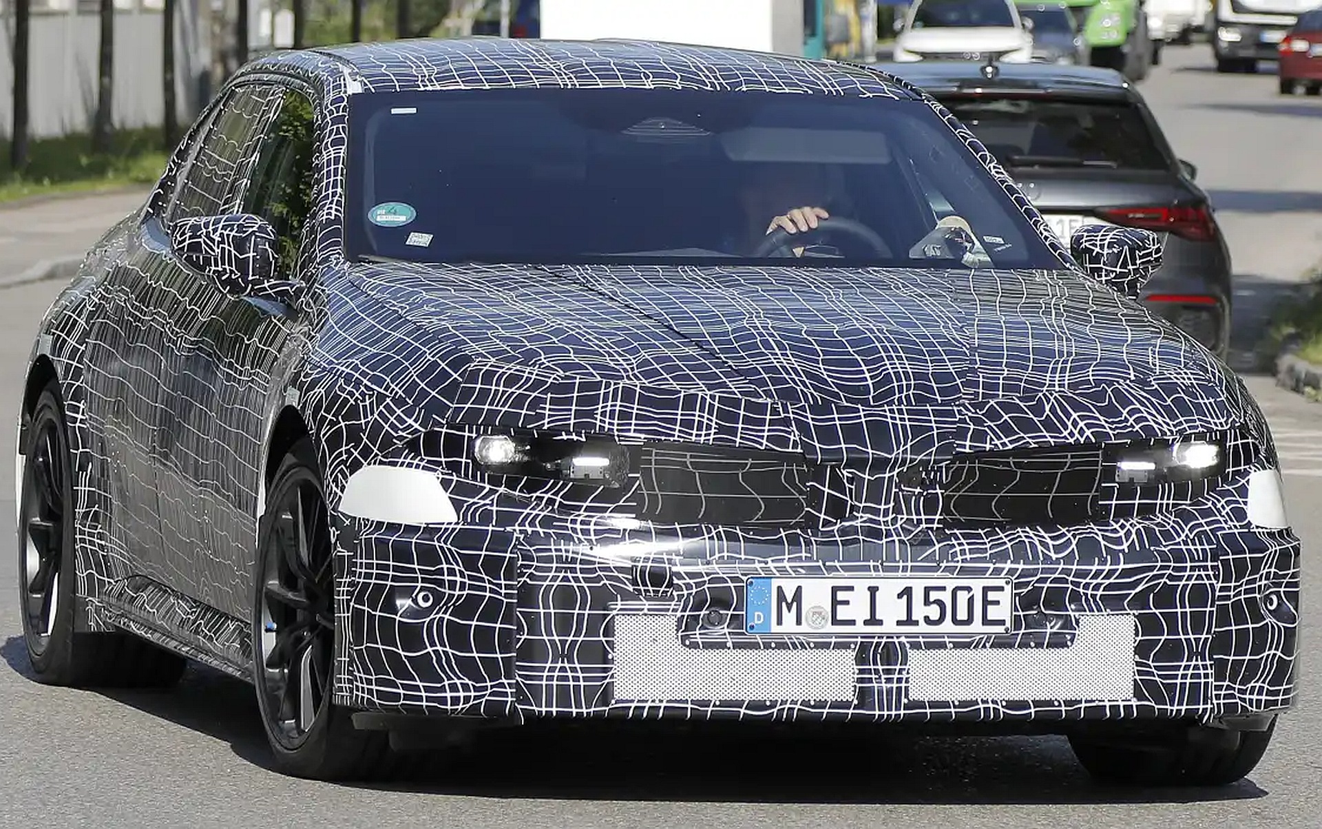 NEUE KLASSE ELECTRIC BMW M3 SPIED