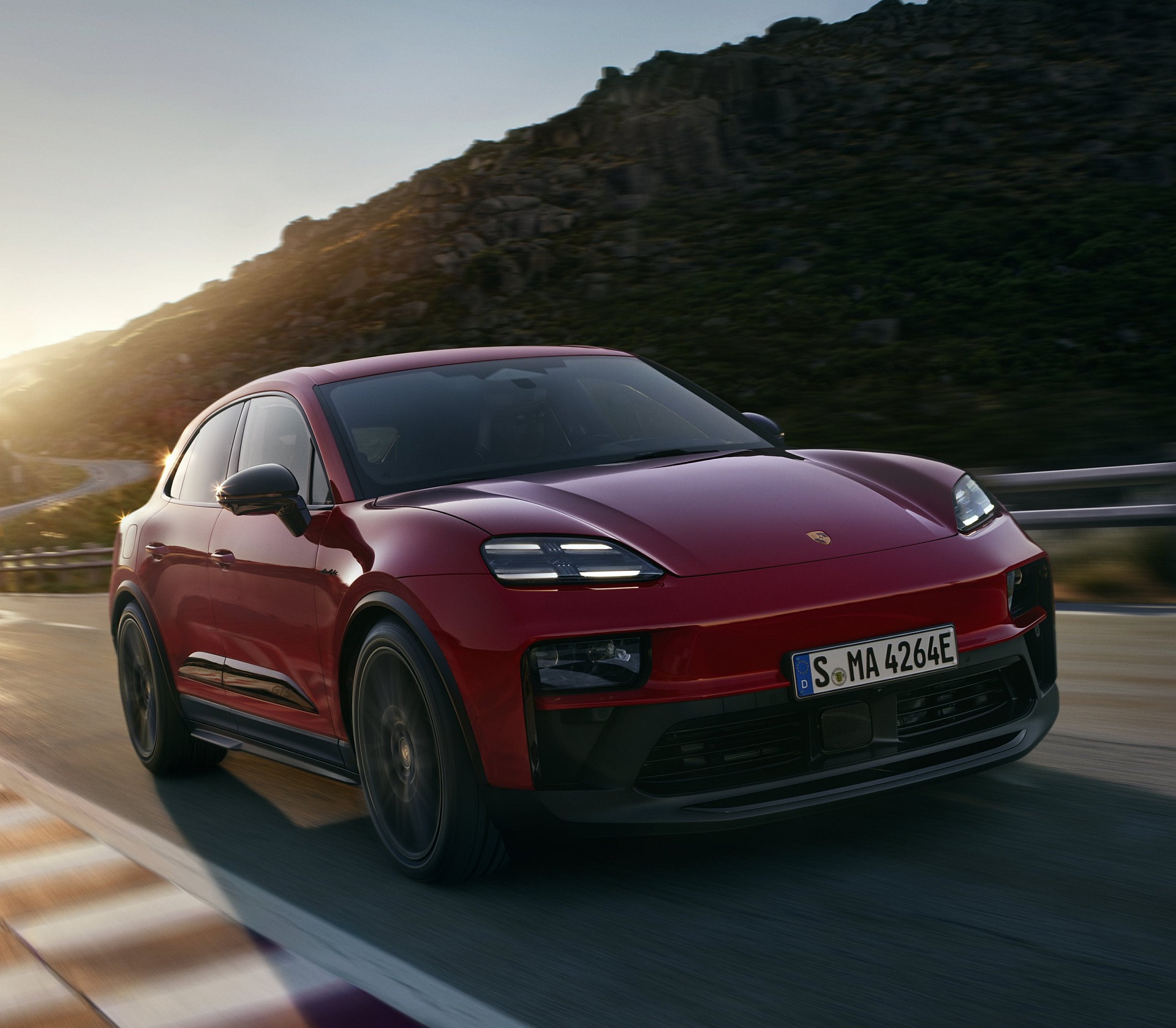 PORSCHE LIFTS COVERS OFF NEW ELECTRIC MACAN GTS
