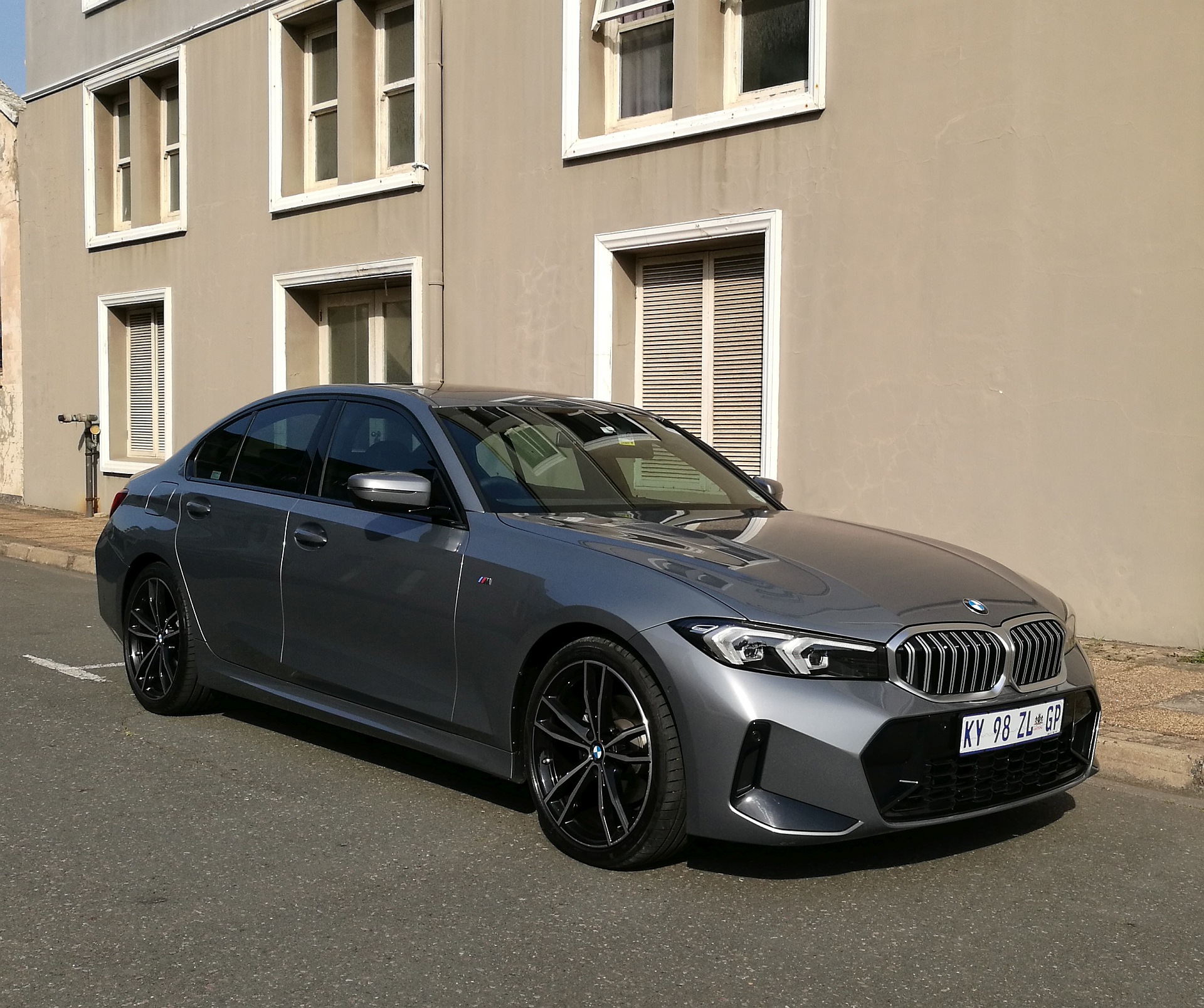 BMW RECALLS OVER 12 000 CARS IN MZANSI