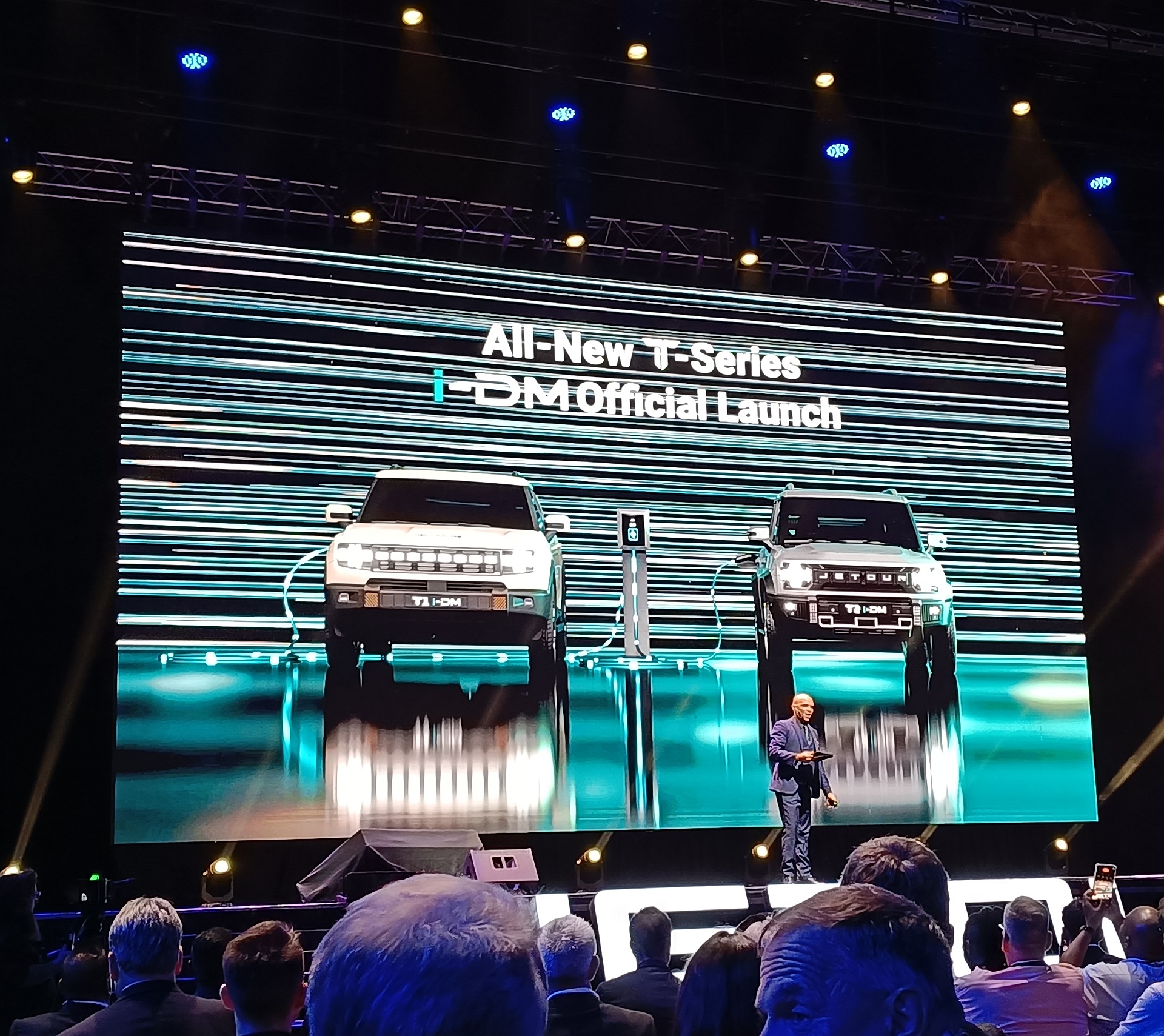 JETOUR UNVEILS LONG-RANGE T1 AND 2 PLUG-IN HYBRIDS