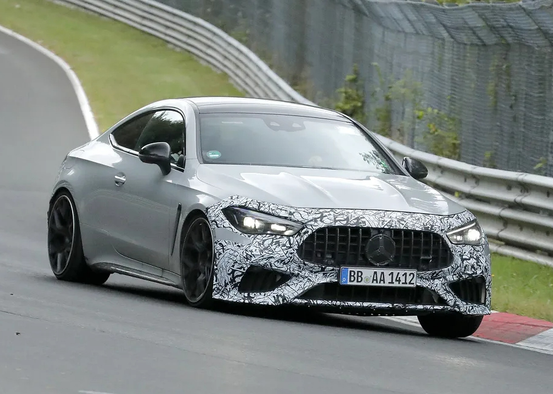 MERCEDES-AMG CLE 63 SPIED WITH V8 ENGINE