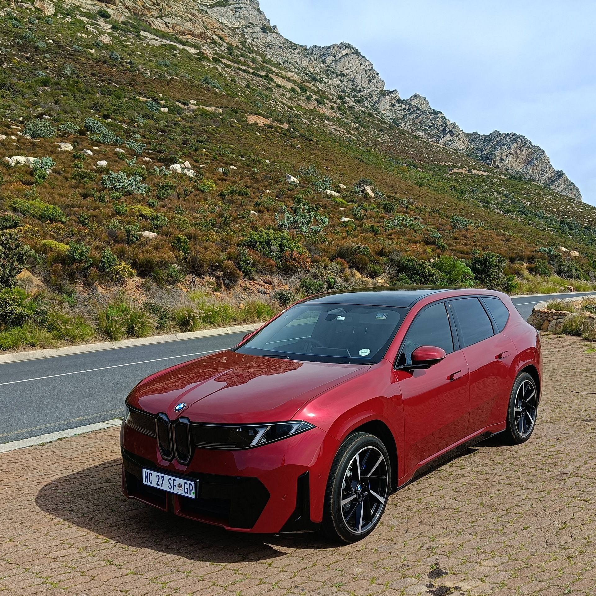 BMW LAUNCHES HIGH-ACHIEVING IX3 IN MZANSI